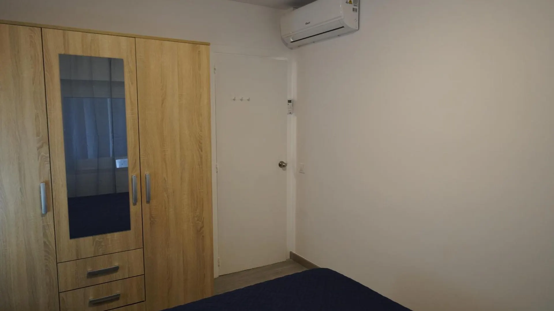 Apartamento Frente Al Mar Con Una Amplia Terraza Y Vistas A La Bahia Apartment Roses